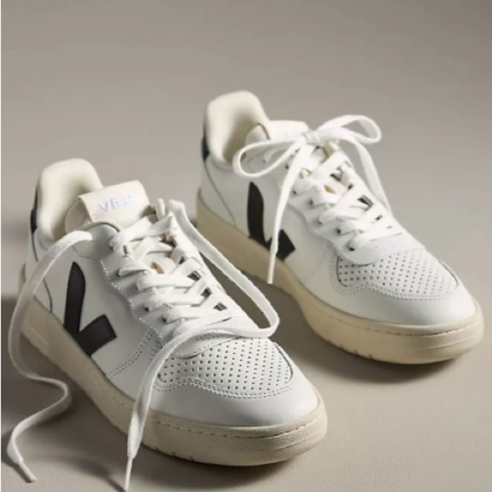 Veja White and Black Women's Sneakers